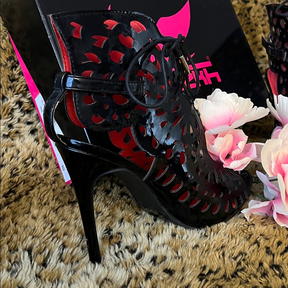 Shiekh Black and Red Lace-Up Heels 5 inch Stiletto with a unique cutout design. - Picture 5 of 8